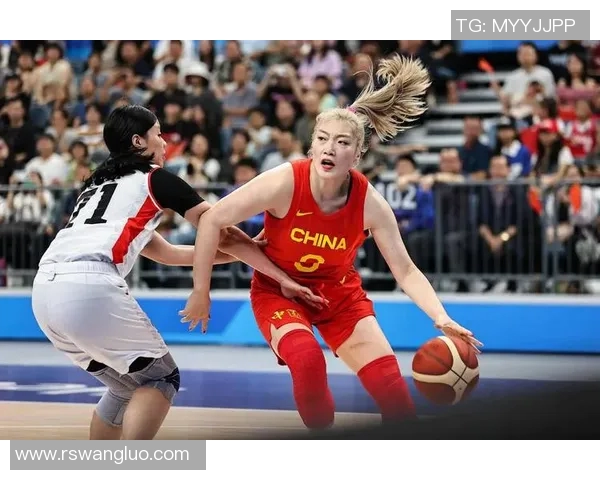 女篮热身赛首发阵容揭秘罗欣棫与翟若云对决黄思静因新身份未能入选